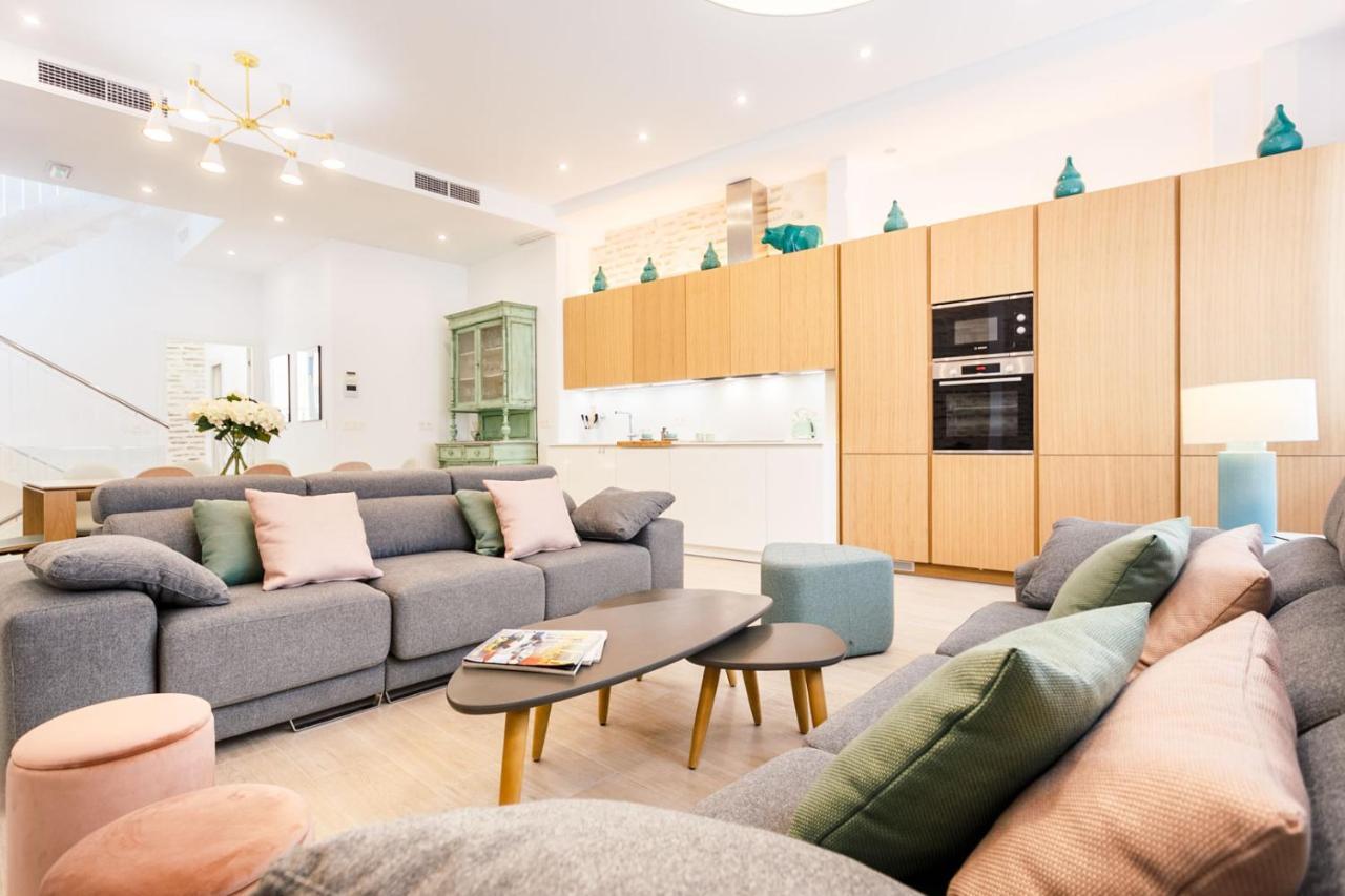 Espectacular Casa De 6 Dormitorios, 7 Banos Y 2 Terrazas Севилья Экстерьер фото