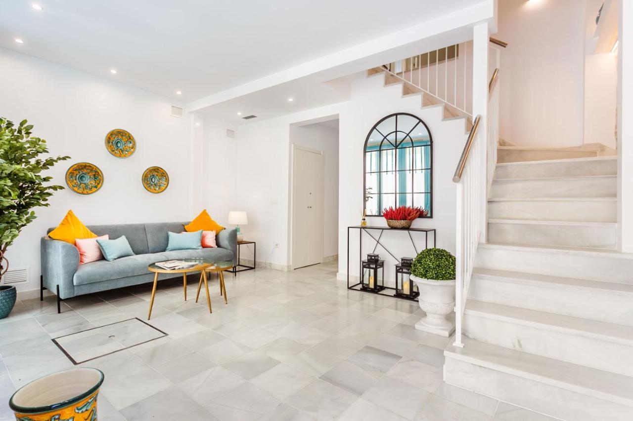 Espectacular Casa De 6 Dormitorios, 7 Banos Y 2 Terrazas Севилья Экстерьер фото